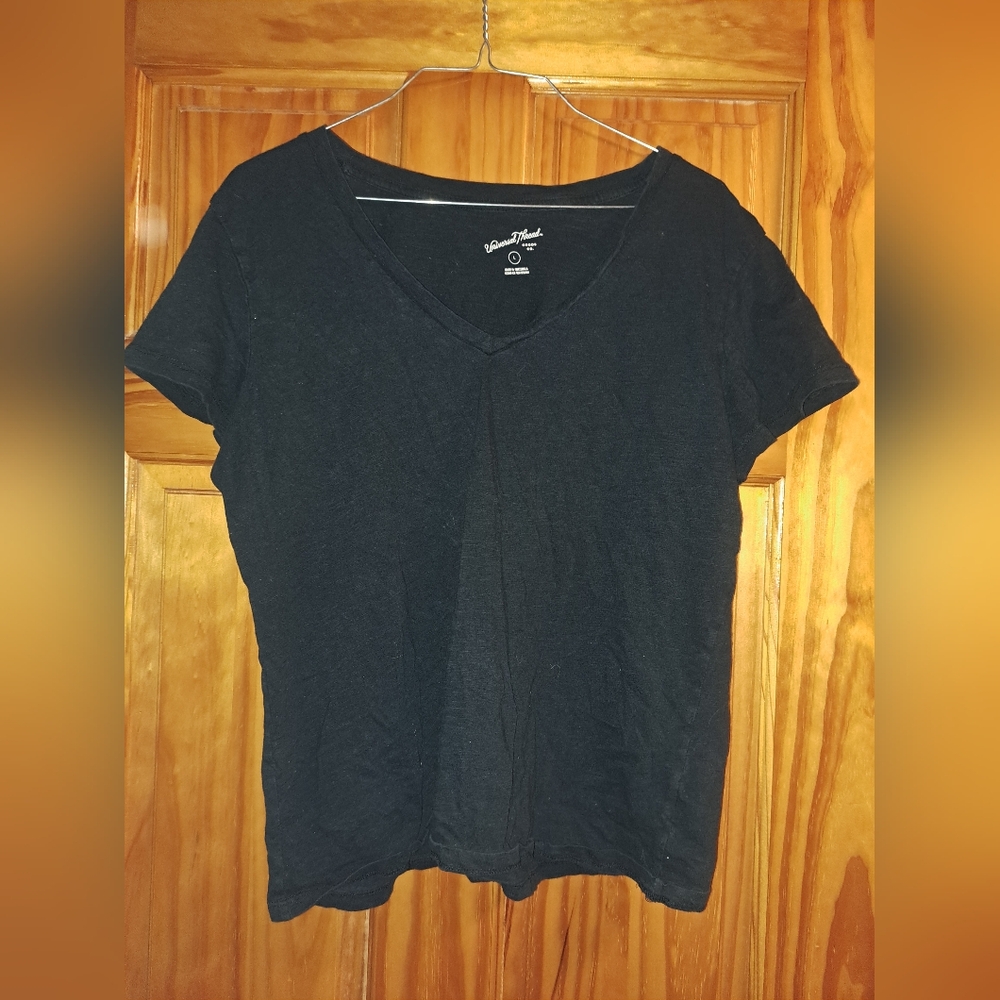Universal Thread, Large, Black